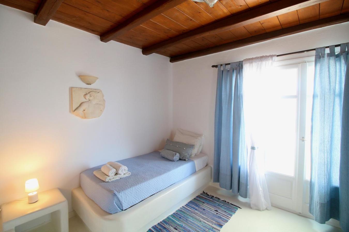 Blue Bay Heliolithos Hotel Парос Екстериор снимка